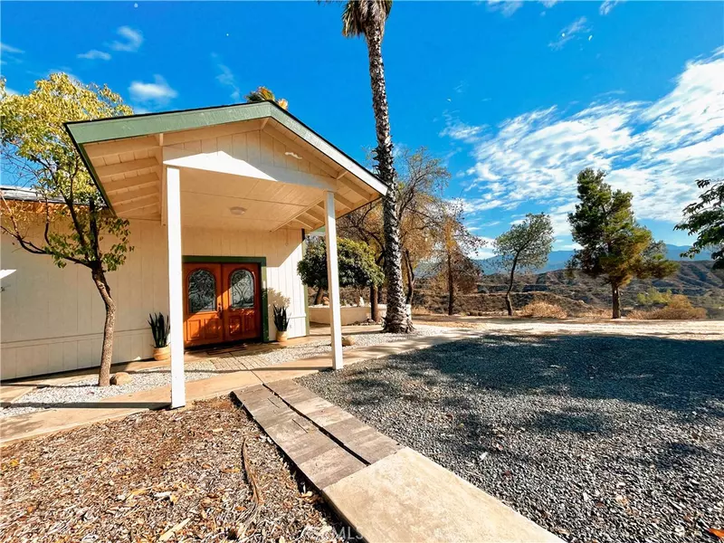 45180 El Reposo RD, Aguanga, CA 92536