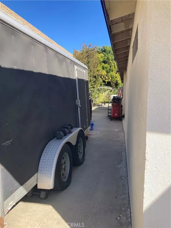 Ontario, CA 91762,1557 N Beverly