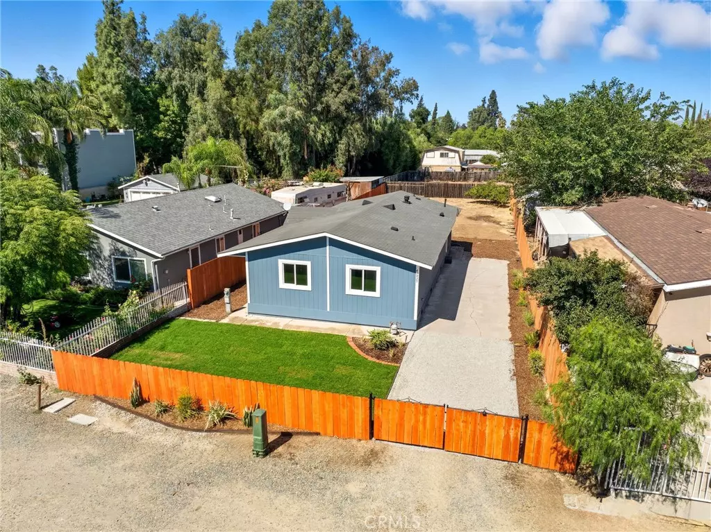 Murrieta, CA 92562,41935 Daisy LN