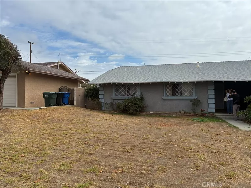 2248 Mariposa ST, Pomona, CA 91767