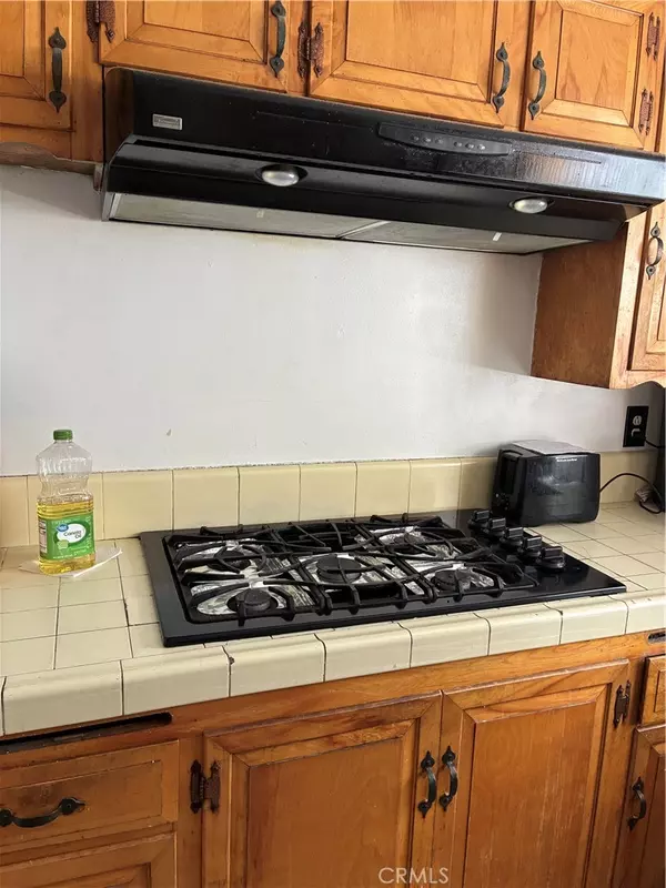 Pomona, CA 91767,2248 Mariposa ST