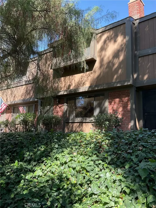 14456 Foothill #43, Sylmar, CA 91342