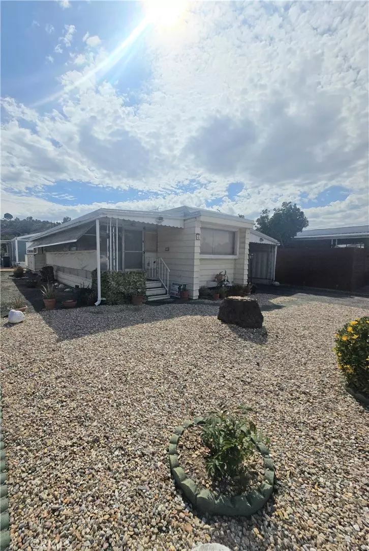 Hemet, CA 92544,44725 State Highway 74 #4