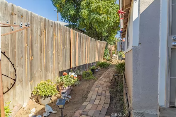 Lake Elsinore, CA 92530,309 W. Heald Ave