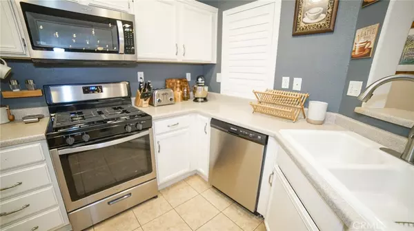 Murrieta, CA 92563,26490 Arboretum WAY #1402