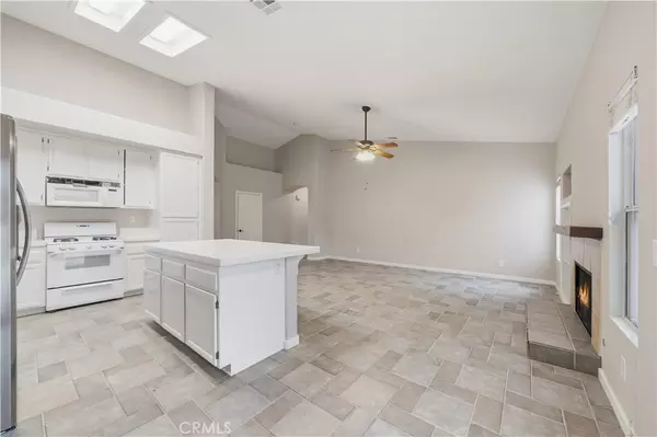 Winchester, CA 92596,31572 Adour