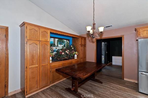 Big Bear, CA 92314,1064 Pine