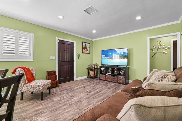 Riverside, CA 92503,4106 Goodman