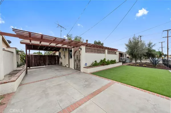 Hemet, CA 92543,411 W Acacia