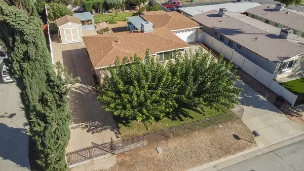 Banning, CA 92220,1645 W Hays ST