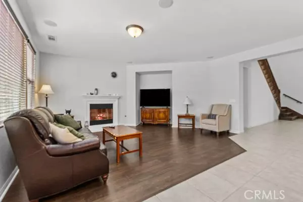 Lake Elsinore, CA 92532,35405 Piney