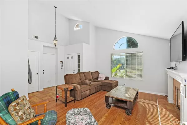 Murrieta, CA 92562,40169 Los Olivos CT