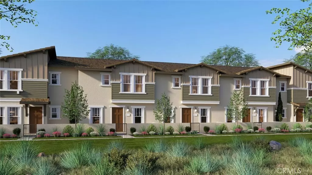 Fontana, CA 92336,6393 Sierra Vista LN #4