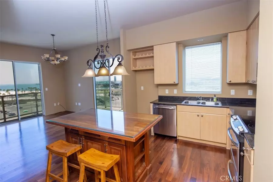 488 E Ocean, Long Beach, CA 90802