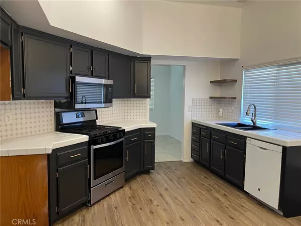 Lake Elsinore, CA 92530,3538 Pear Blossom