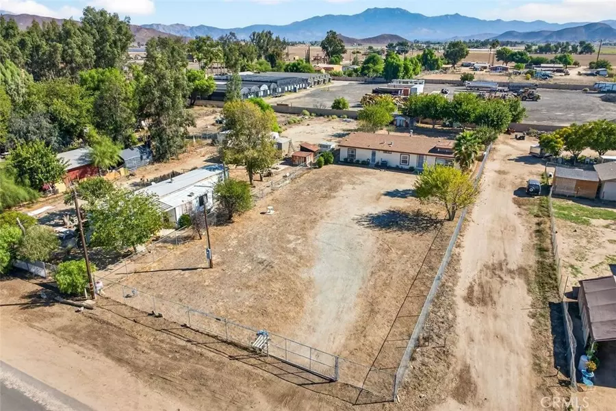 28576 Whittier, Winchester, CA 92596