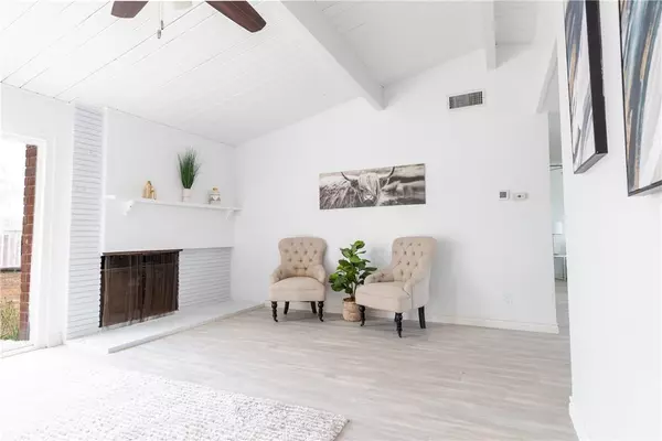 Buena Park, CA 90620,5921 Los Ramos CIR