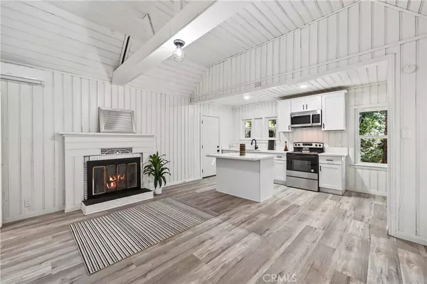 Crestline, CA 92325,23740 Skyland