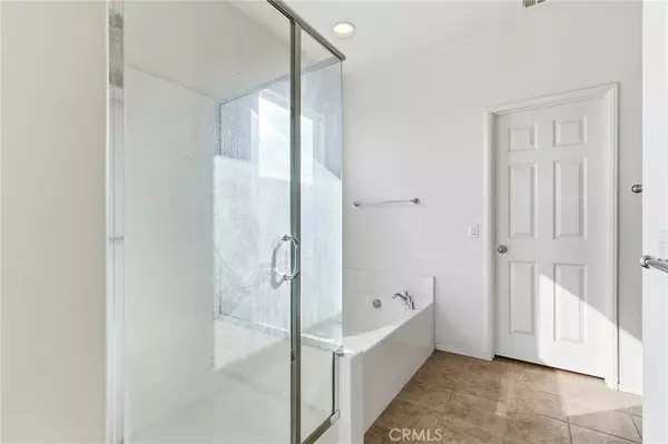 San Jacinto, CA 92582,741 Amor