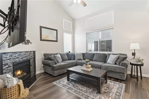 Temecula, CA 92591,42156 Chestnut DR