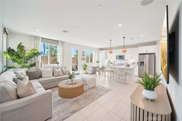 Fontana, CA 92336,16054 Montenegro LN