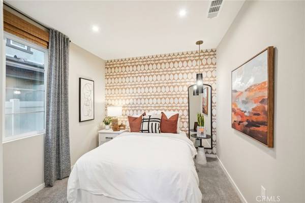 Fontana, CA 92336,16051 Montenegro LN