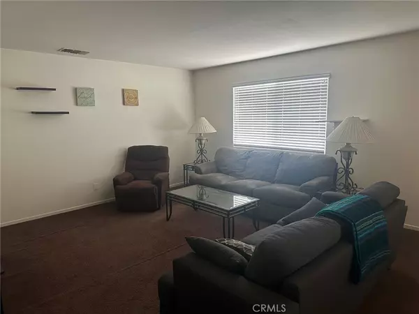 29 Palms, CA 92277,73482 Desert Trail #4