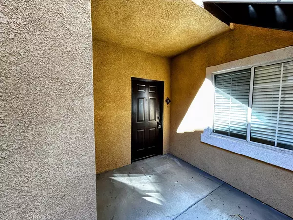 Murrieta, CA 92562,24909 Madison #111