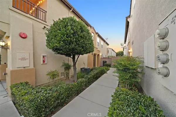 Murrieta, CA 92562,41710 Woodridge AVE #2