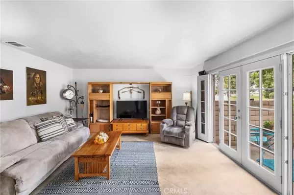 San Jacinto, CA 92583,661 W Villa Chaparral