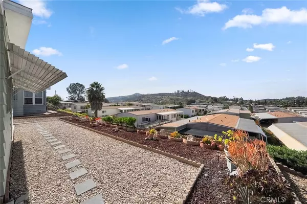 San Marcos, CA 92078,1195 La Moree #36