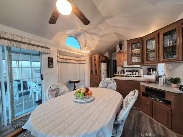 San Jacinto, CA 92583,1253 Western