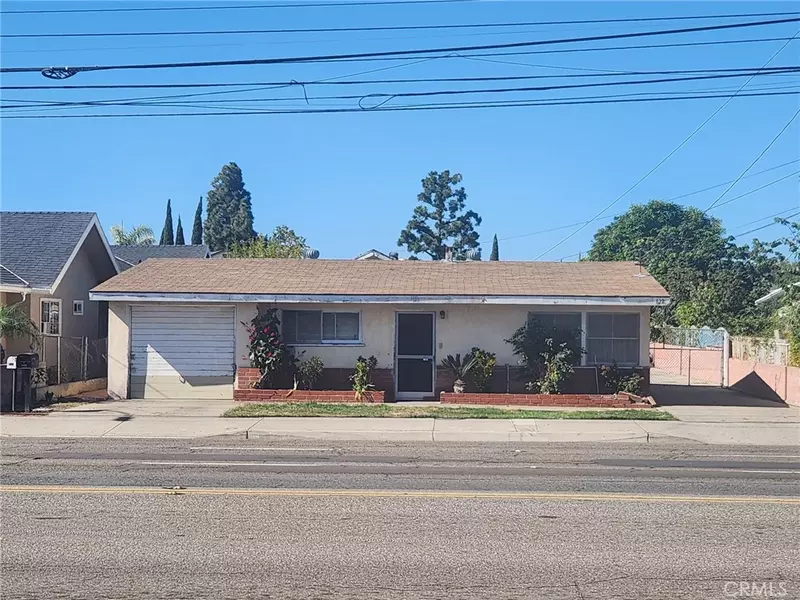 812 N Euclid, Santa Ana, CA 92703
