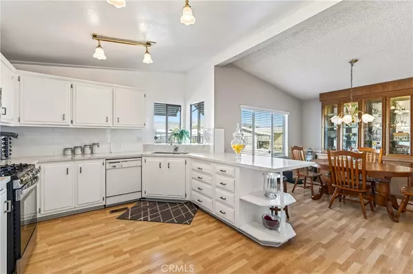 Hemet, CA 92543,1300 W Menlo #163