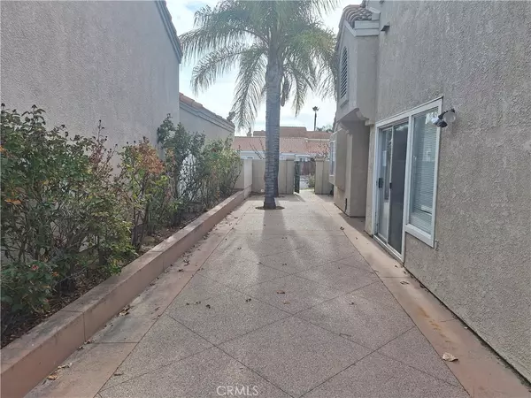 Murrieta, CA 92562,41195 Via Cedro