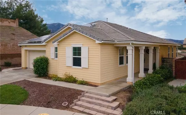 Corona, CA 92883,10894 Clover