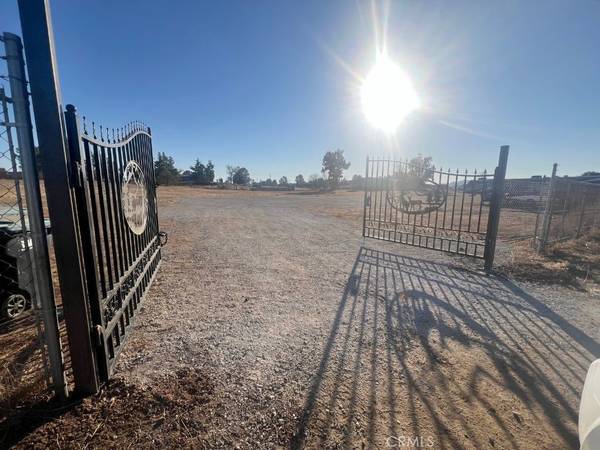 33761 Leon Rd, Winchester, CA 92596