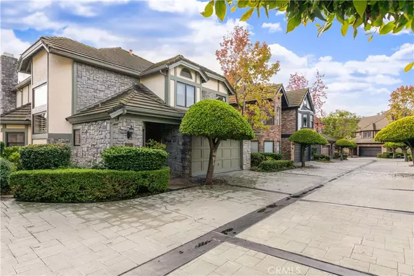 Carlsbad, CA 92009,7373 Alicante