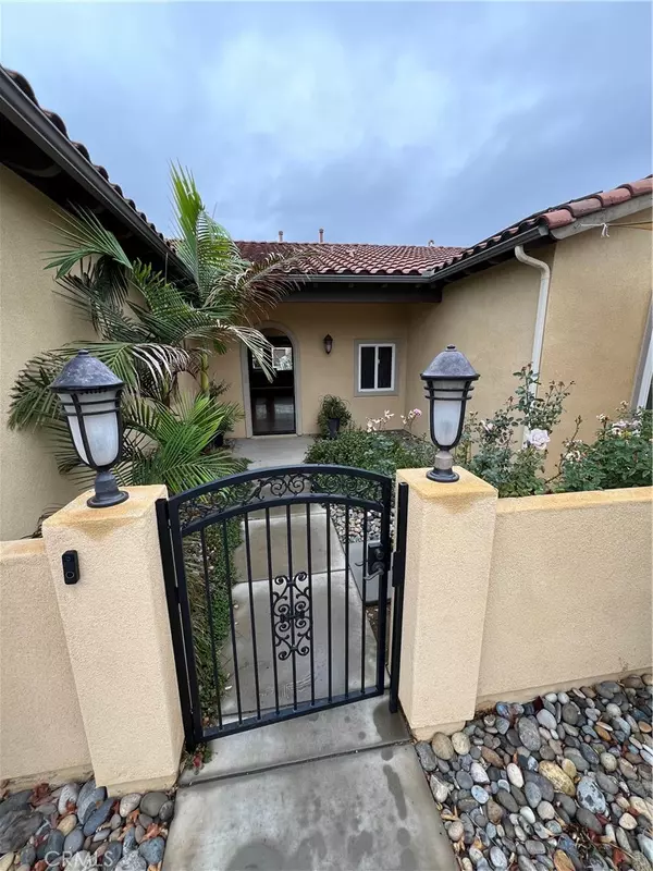 Wildomar, CA 92595,34899 Orange