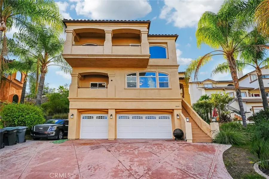 30571 Longhorn DR, Canyon Lake, CA 92587