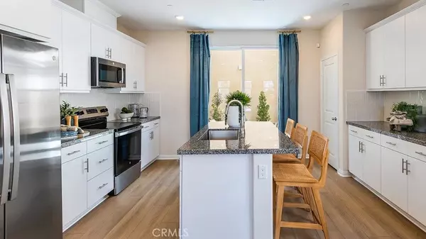 Rialto, CA 92376,1684 Phantom LN