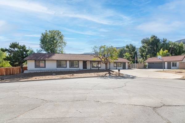 Lake Elsinore, CA 92530,15175 Macias