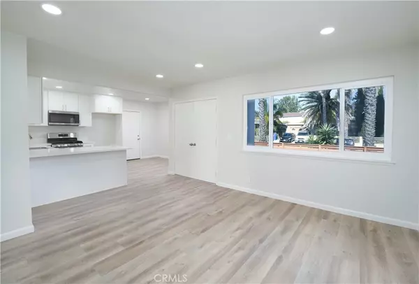 Oceanside, CA 92057,4795 Stephanie