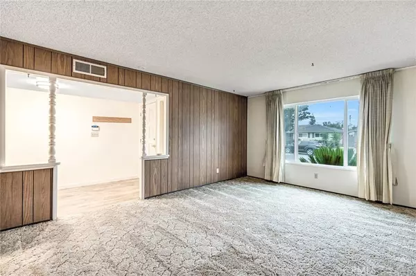 Fresno, CA 93722,3072 W Indianapolis