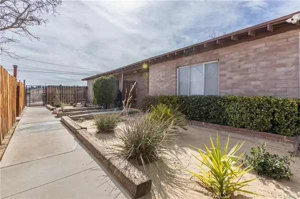 15521 4th, Victorville, CA 92395