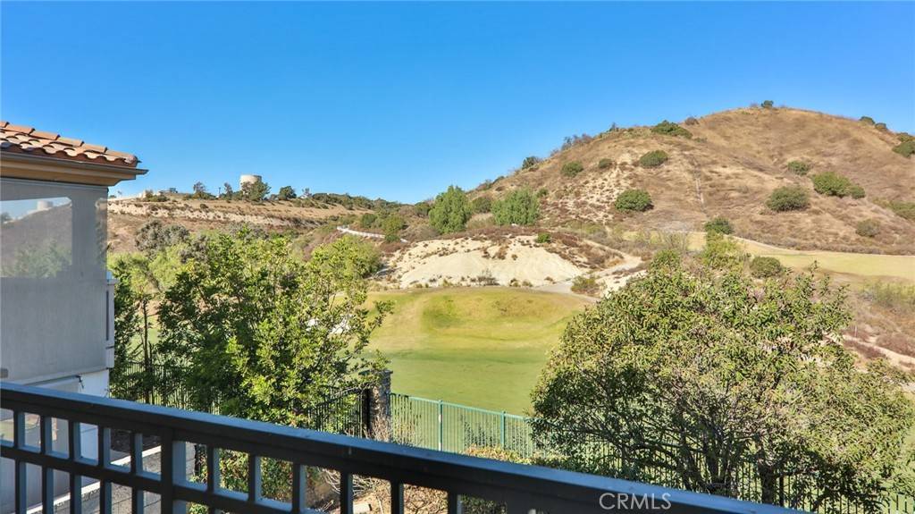 Yorba Linda, CA 92886,18461 Nicklaus RD