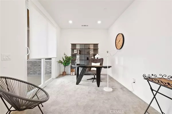 Irvine, CA 92614,160 Unity