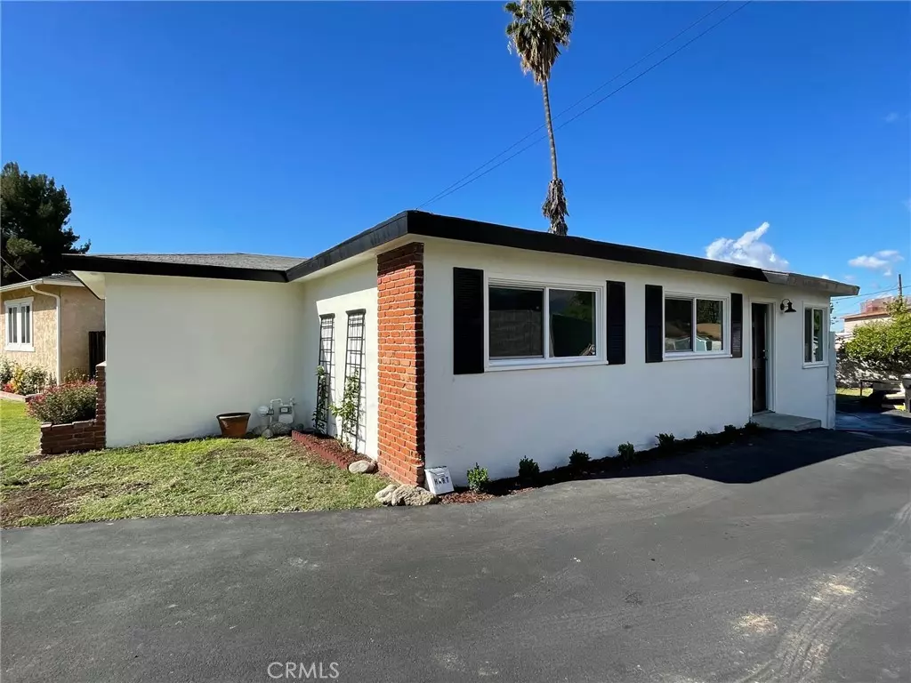 Covina, CA 91722,16501 E Masline ST