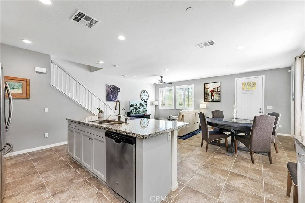 Montclair, CA 91763,5259 Adera ST