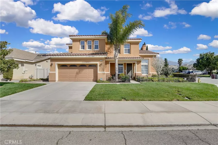 1492 Moonlight DR, Beaumont, CA 92223